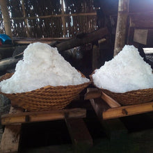 Load image into Gallery viewer, Kusamba Sea Salt - Hand-Harvested Balinese Artisan Salt-100gr